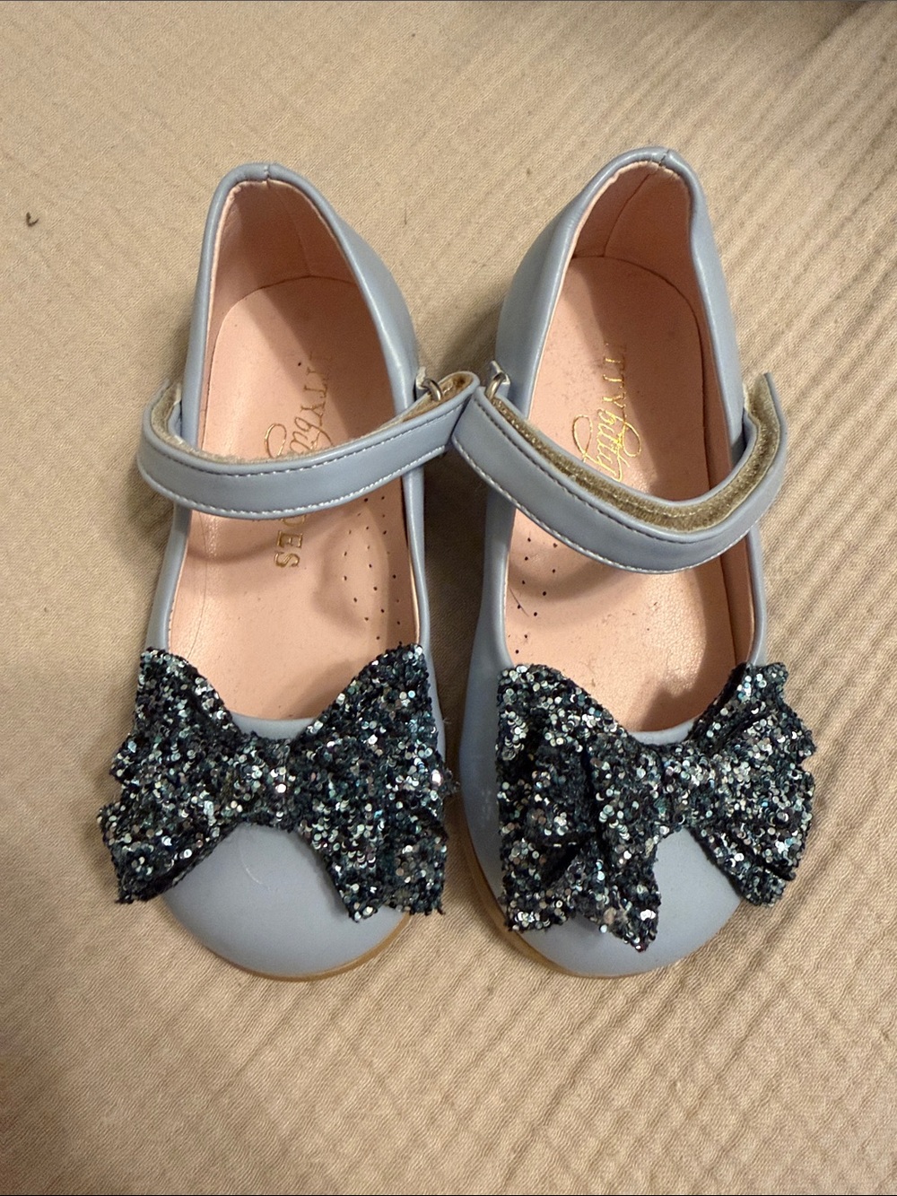 Itty Bitty Toes Gray Mary Janes with Sparkle Bow